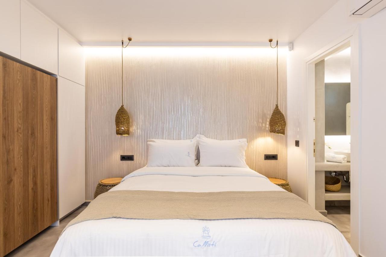 Callisti With Pool View And Calypso Upper Floor With Sea View Mykonos Town