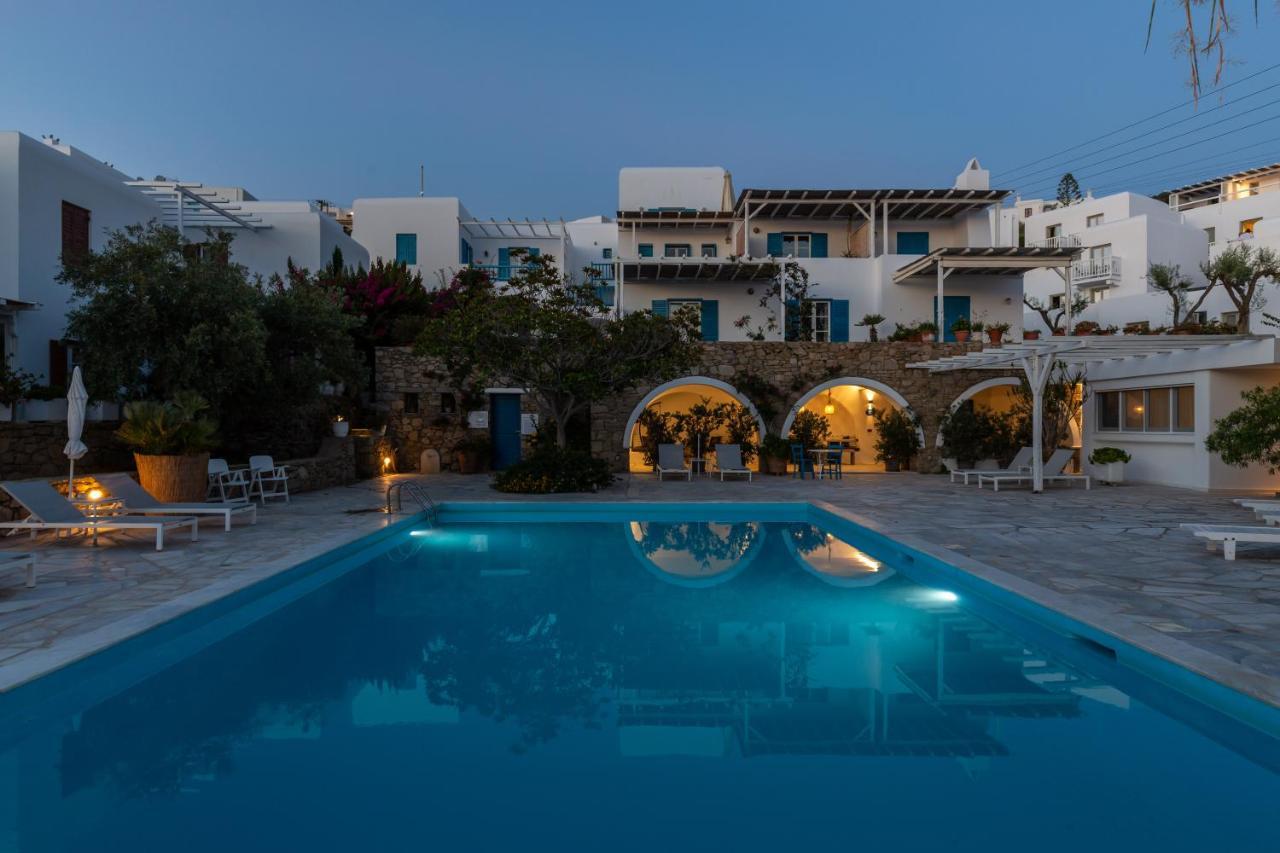 Callisti With Pool View And Calypso Upper Floor With Sea View Apartment