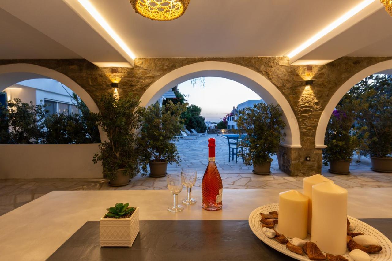 Callisti With Pool View And Calypso Upper Floor With Sea View Apartment Mykonos Town