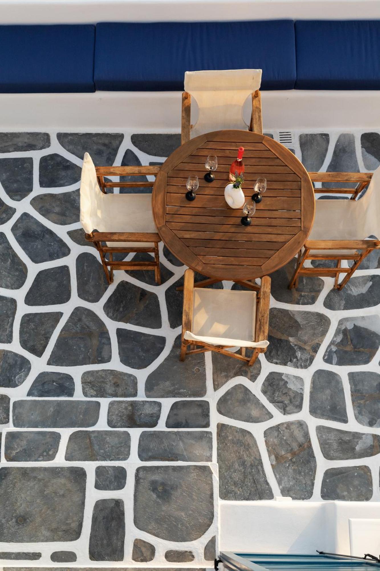 Callisti With Pool View And Calypso Upper Floor With Sea View Mykonos Town