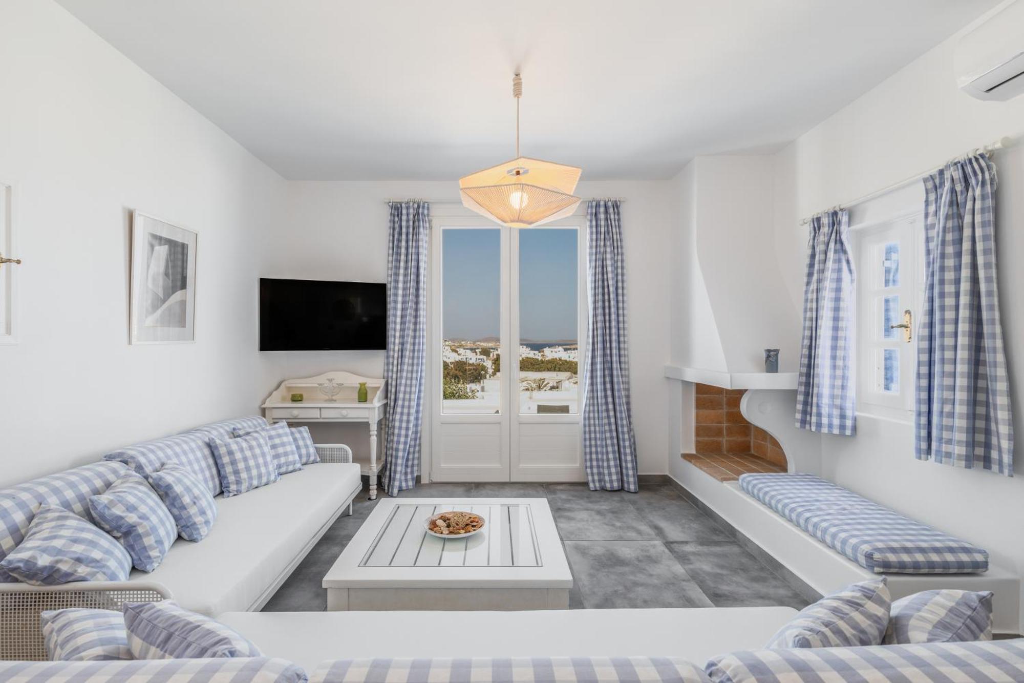 Callisti With Pool View And Calypso Upper Floor With Sea View * Mykonos Town
