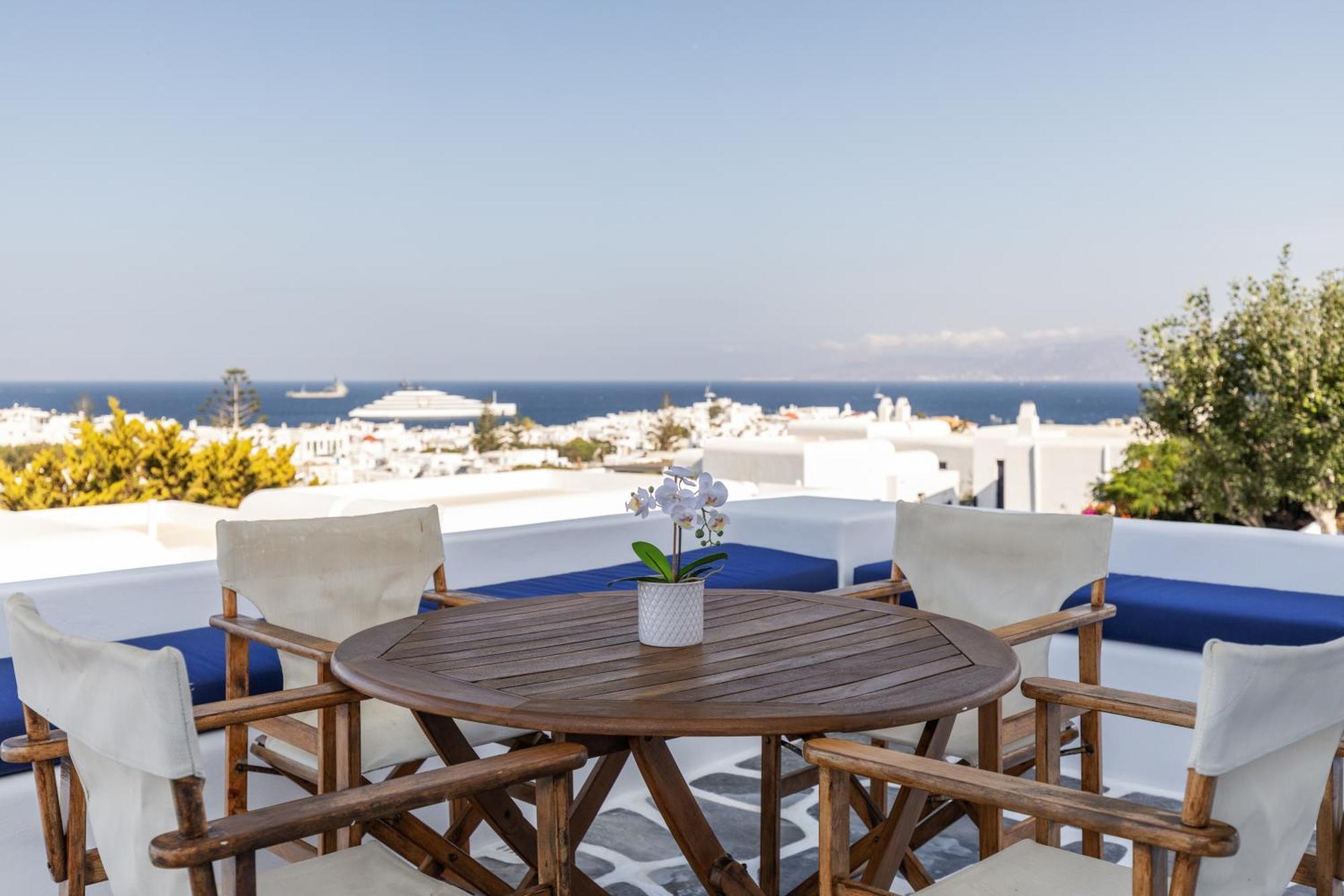 Callisti With Pool View And Calypso Upper Floor With Sea View * Mykonos Town